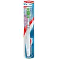 Aquafresh Intense Clean Szczoteczka 1szt
